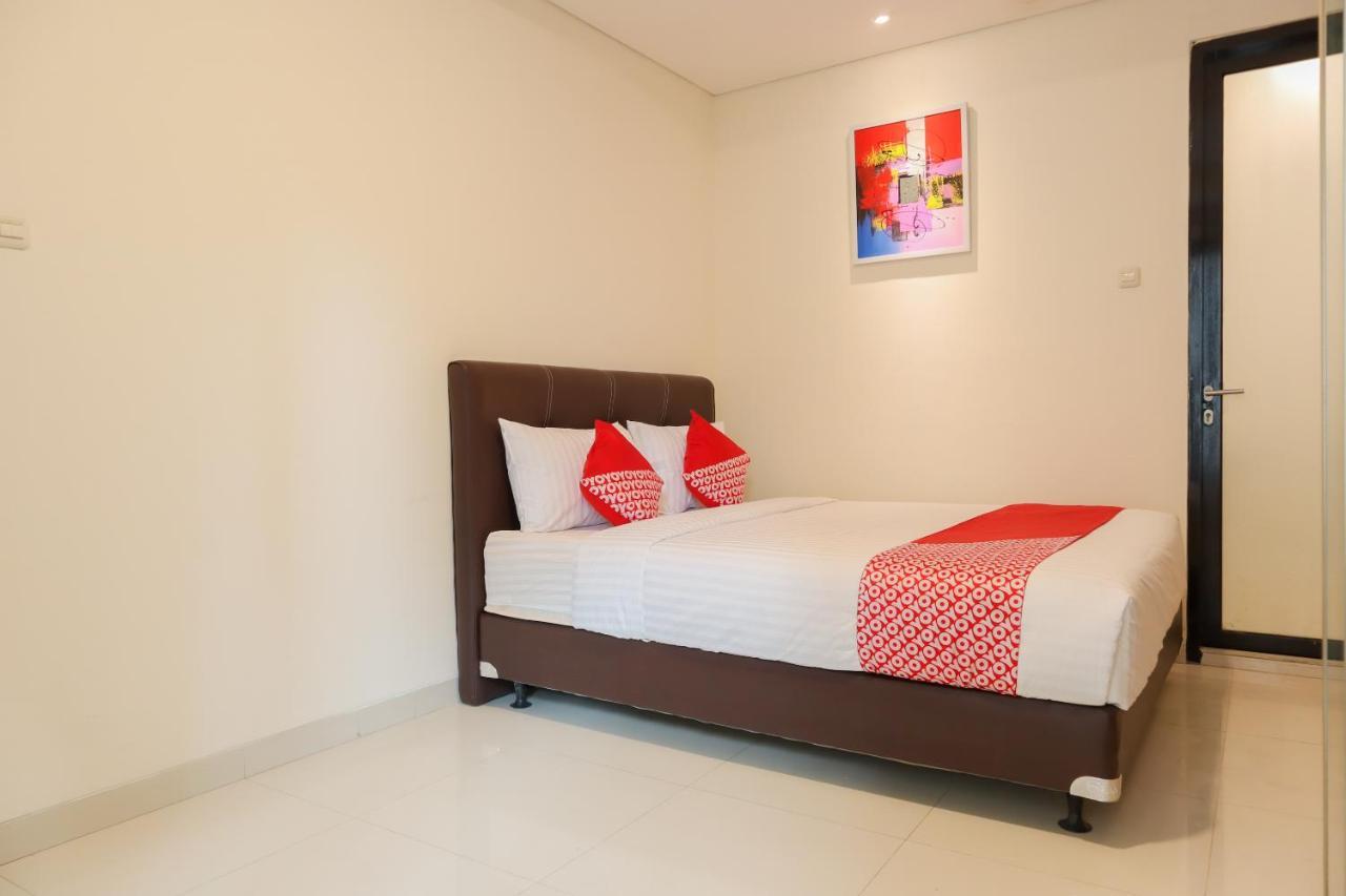 โอโย 2768 Oq เรสซิเดนซ์ Hotel จาการ์ตา ภายนอก รูปภาพ